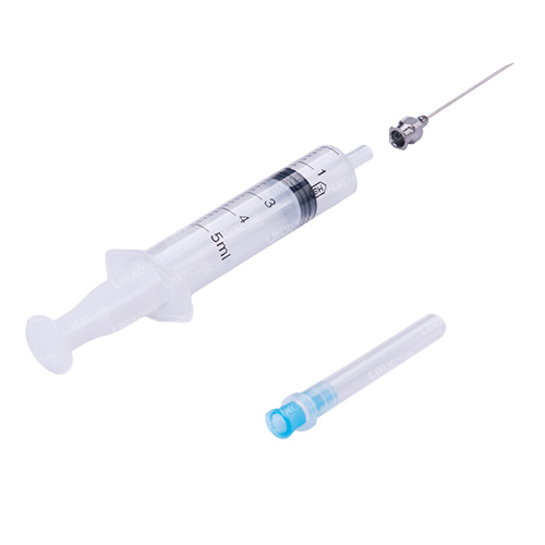 Syringe and Tips